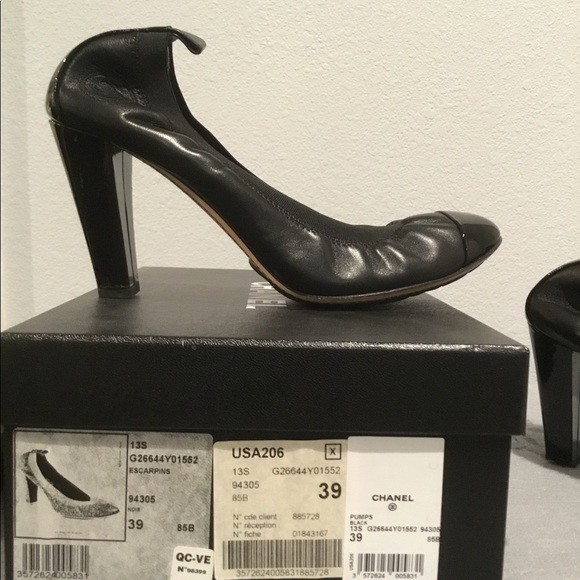 CHANEL Shoes - CHANEL Pumps